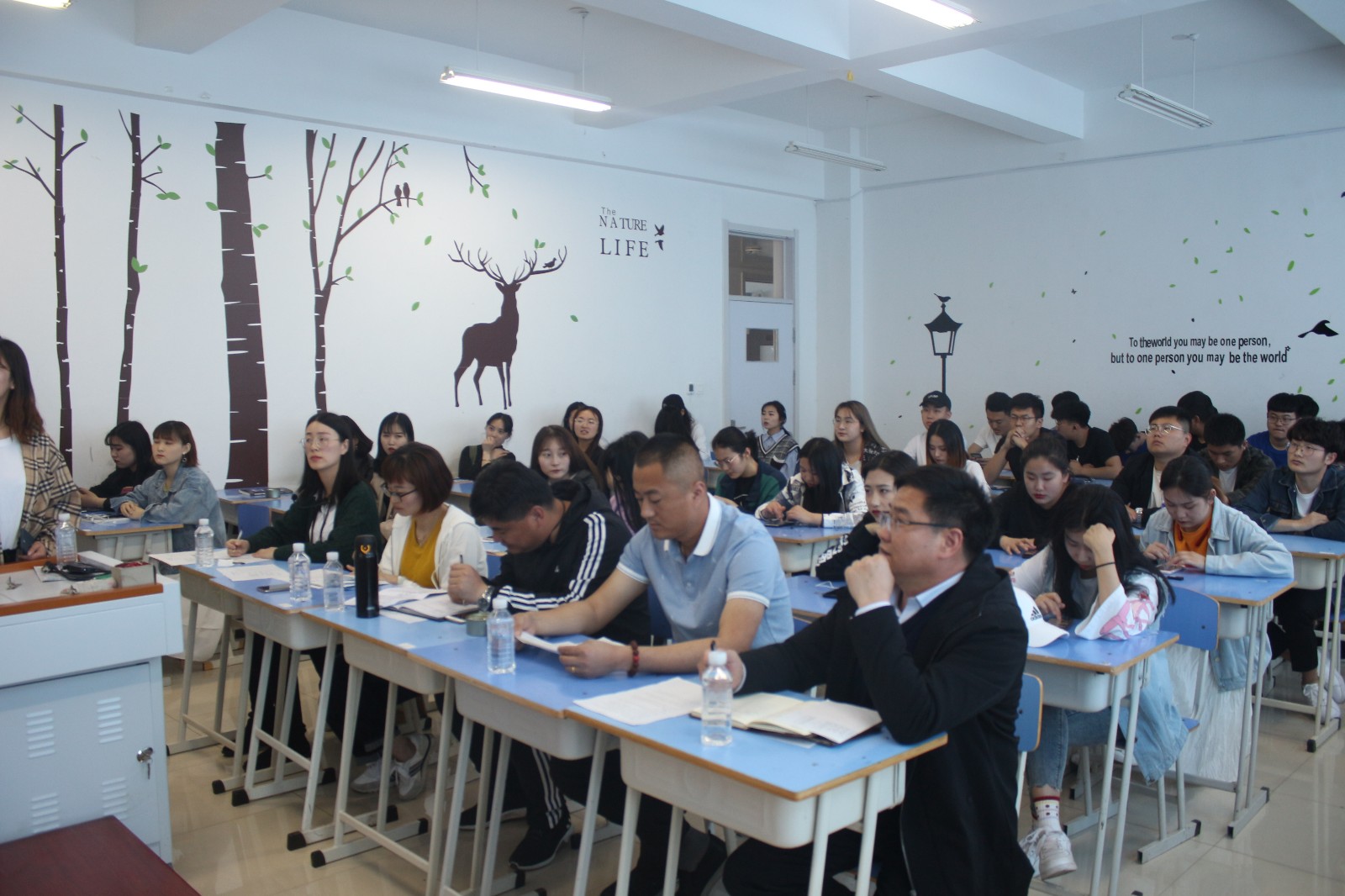 比赛现场2.JPG